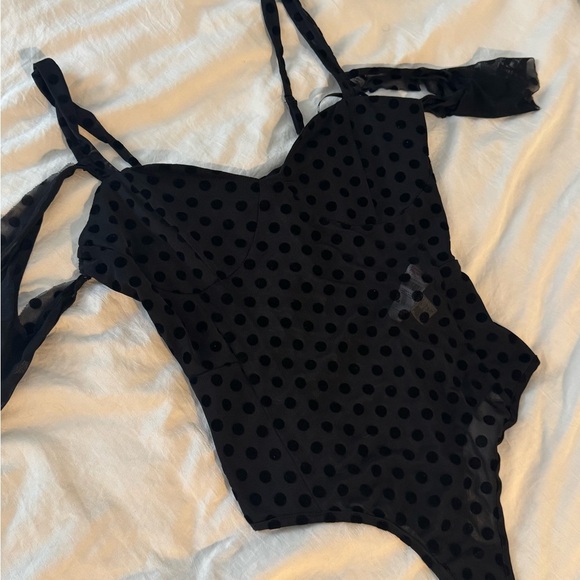 Black Mesh & Polka Dot Bodysuit with Drop Sleeves | Size 6 // ML - Picture 3 of 5